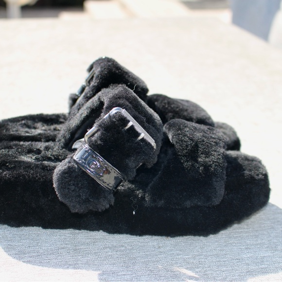 UGG Fuzz Yeah black sheepskin slipper slide sandals NEW Size 5 - Picture 3 of 7